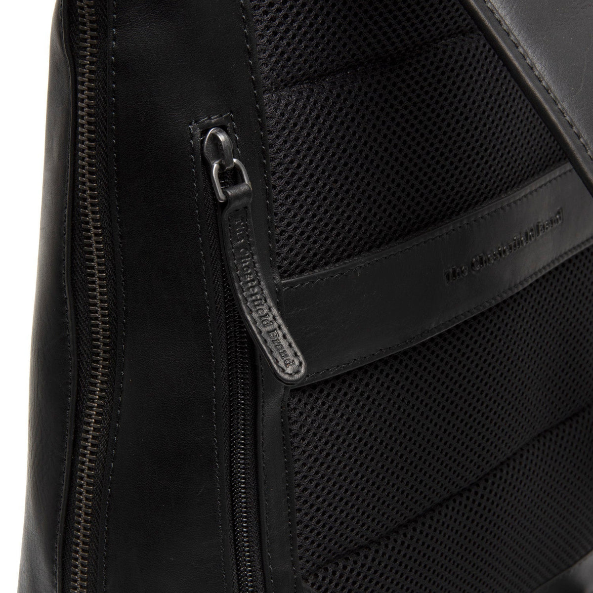 Innenansicht Showing Dedicated Padded Laptop Sleeve & Multi-Compartment Organization