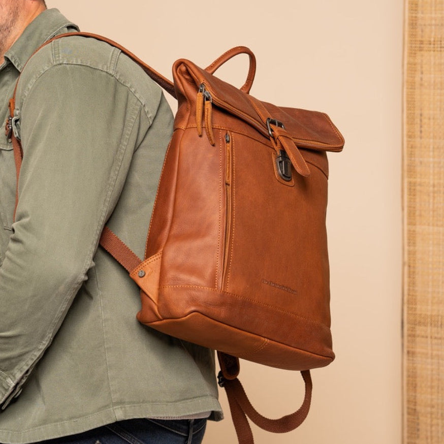 
Larsson Vollnarbenleder-Laptop-Rucksack – alternate product view 2