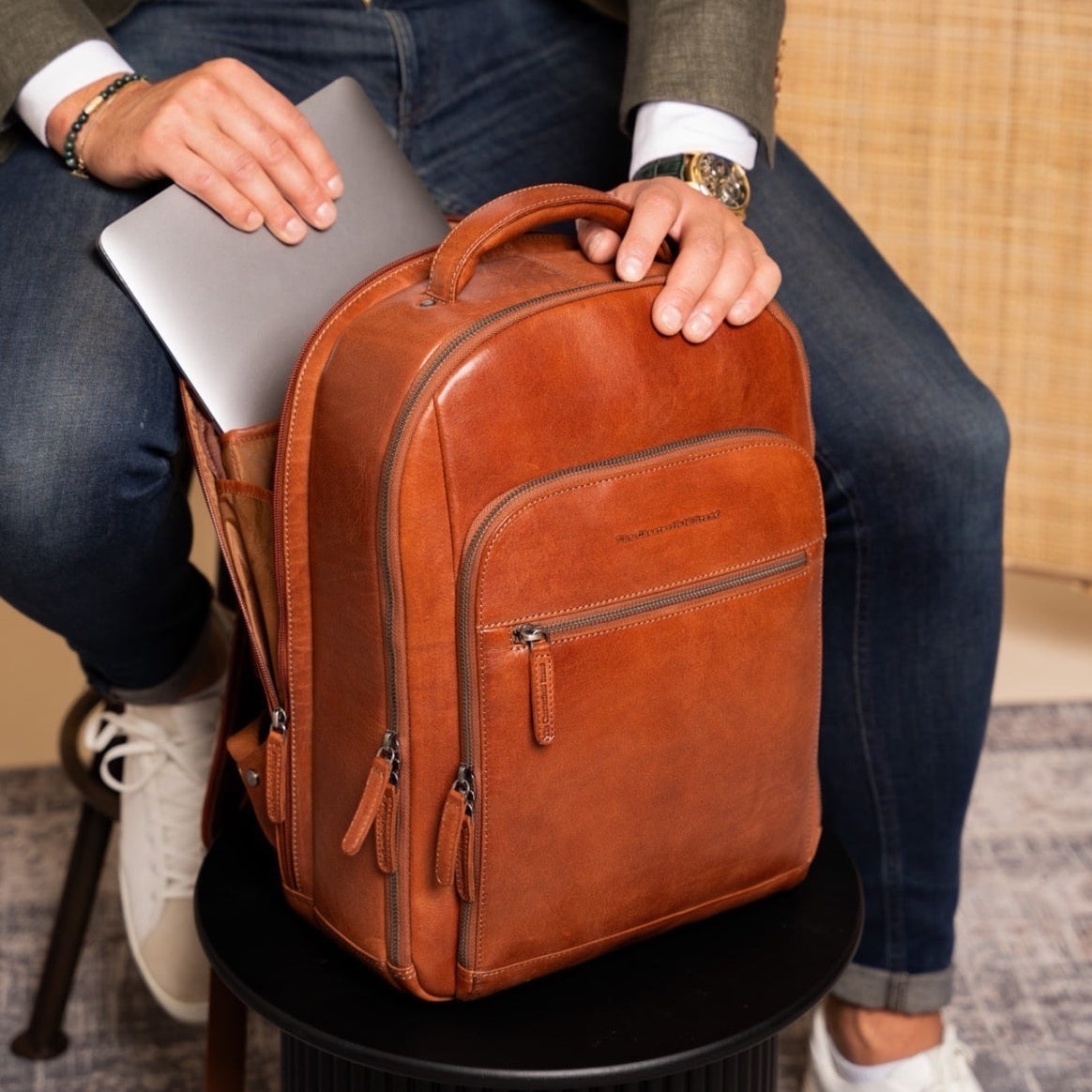 
Maggiore Vollnarbenleder-Laptop-Rucksack – alternate product view 3