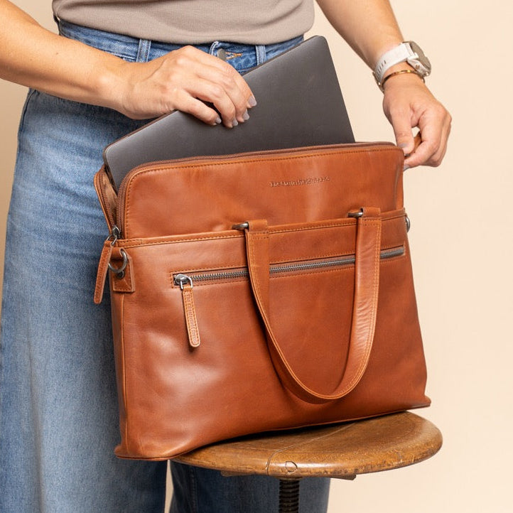 Elvas Full-Grain Leather Laptop Bag für Damen – Zusätzliche Produktansicht 2