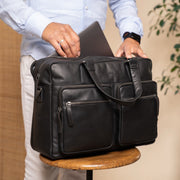 Misha Full-Grain Leather Laptop Bag für Damen - Structured Side Profile Showing Gusset Depth &amp; Expansion Capacity