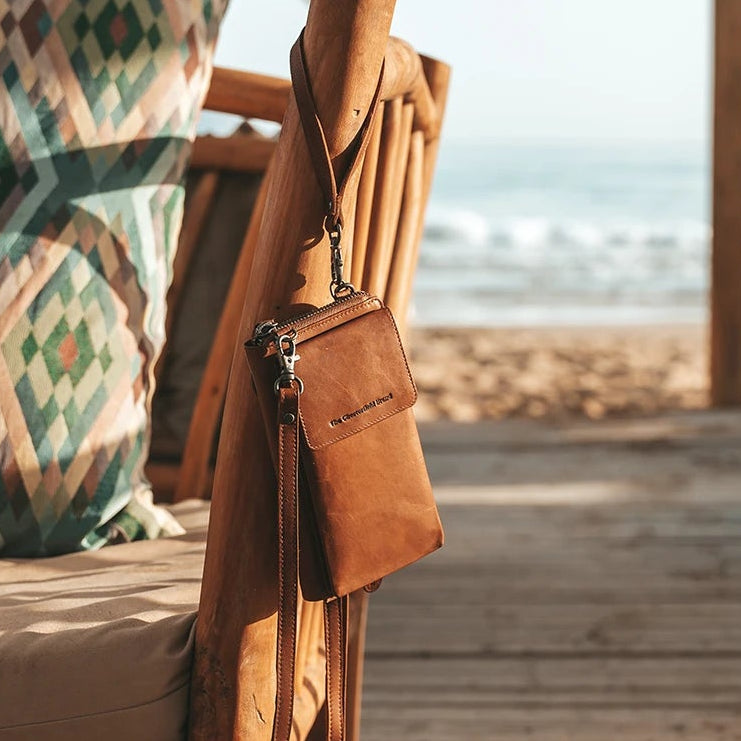 Malaga Full-Grain Leather Phone Bag für Damen – Zusätzliche Produktansicht 3