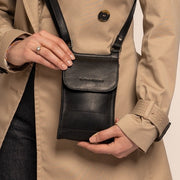 Classic 100% Full-Grain leather Goods - Rückansicht mit passgenauen Schultern &amp; sauberem Saum