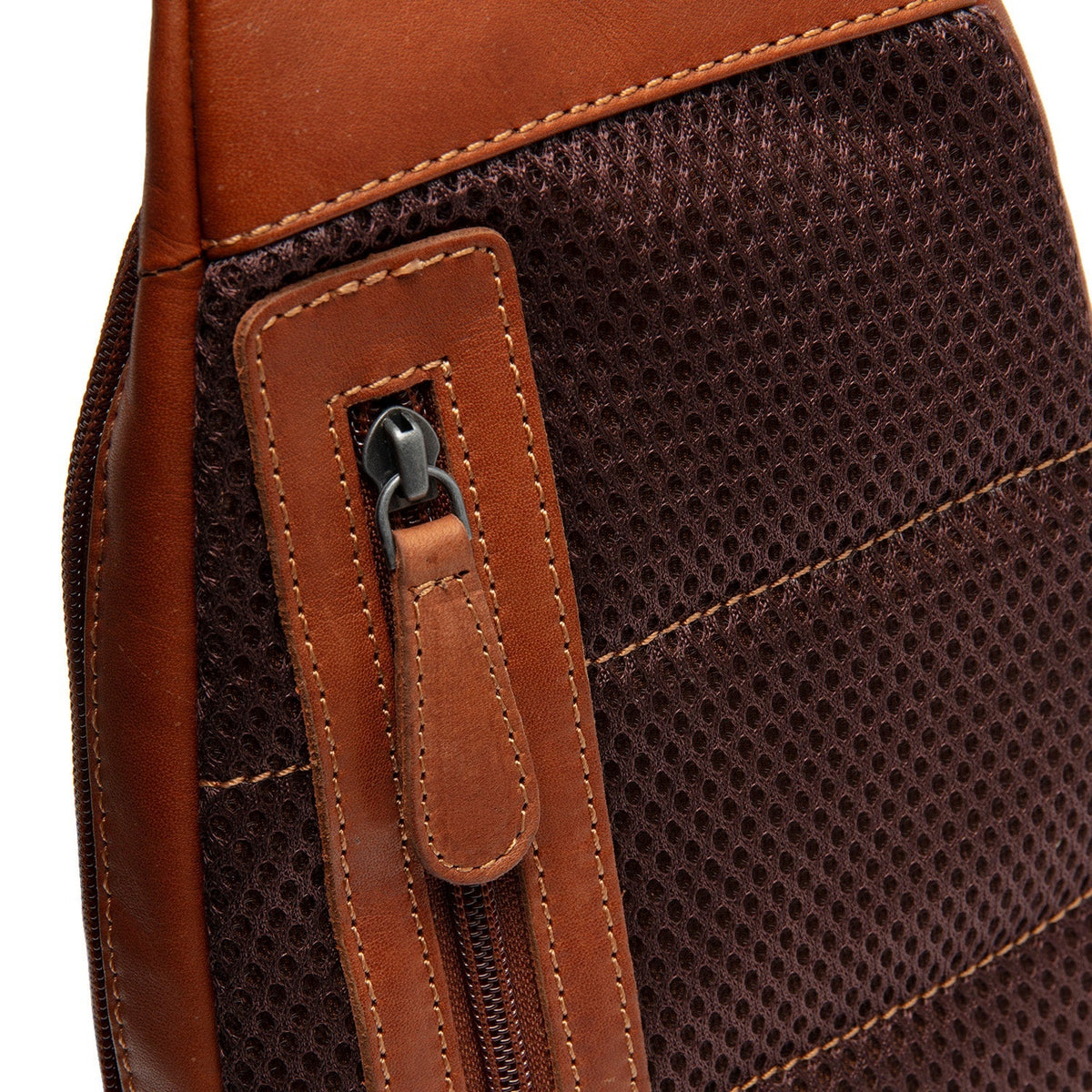 Cognac Leather Sling Bag Bowey für Damen, detail view 5