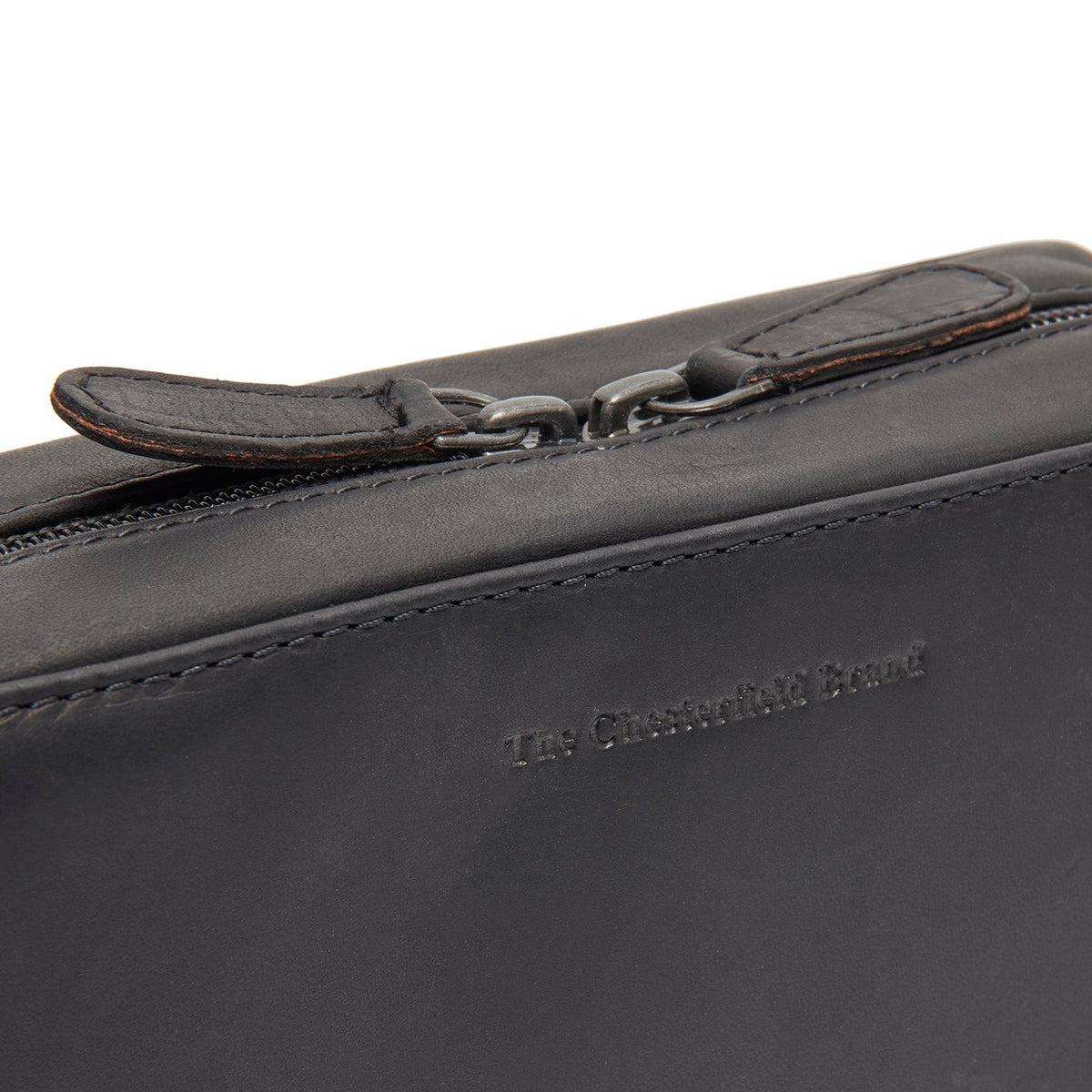 Leather Tech-Organizer Ardan für Damen - Seitenansicht mit ergonomischem Ärmelschnitt