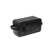 Styled Fit Perspective of Stacey Full-Grain Leather Toiletry Bag für Damen on Model - Natural Daylight Drape