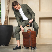 
Leather Trolley San Marino für Damen für Damen - Seitenansicht mit ergonomischem Ärmelschnitt & sportlicher Passform