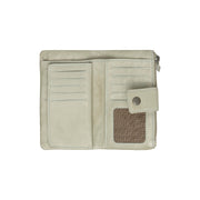 Solid Antique Brass Hardware &amp; Heavy-Duty Dual Zipper Detail on Fresno Full-Grain Ledergeldbörse für Damen