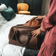 Liam Full-Grain Leather Weekender Bag für Damen – Zusätzliche Produktansicht 3