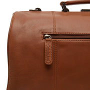 Texel Full-Grain Leather Weekender Bag für Damen - Structured Side Profile Showing Gusset Depth &amp; Expansion Capacity