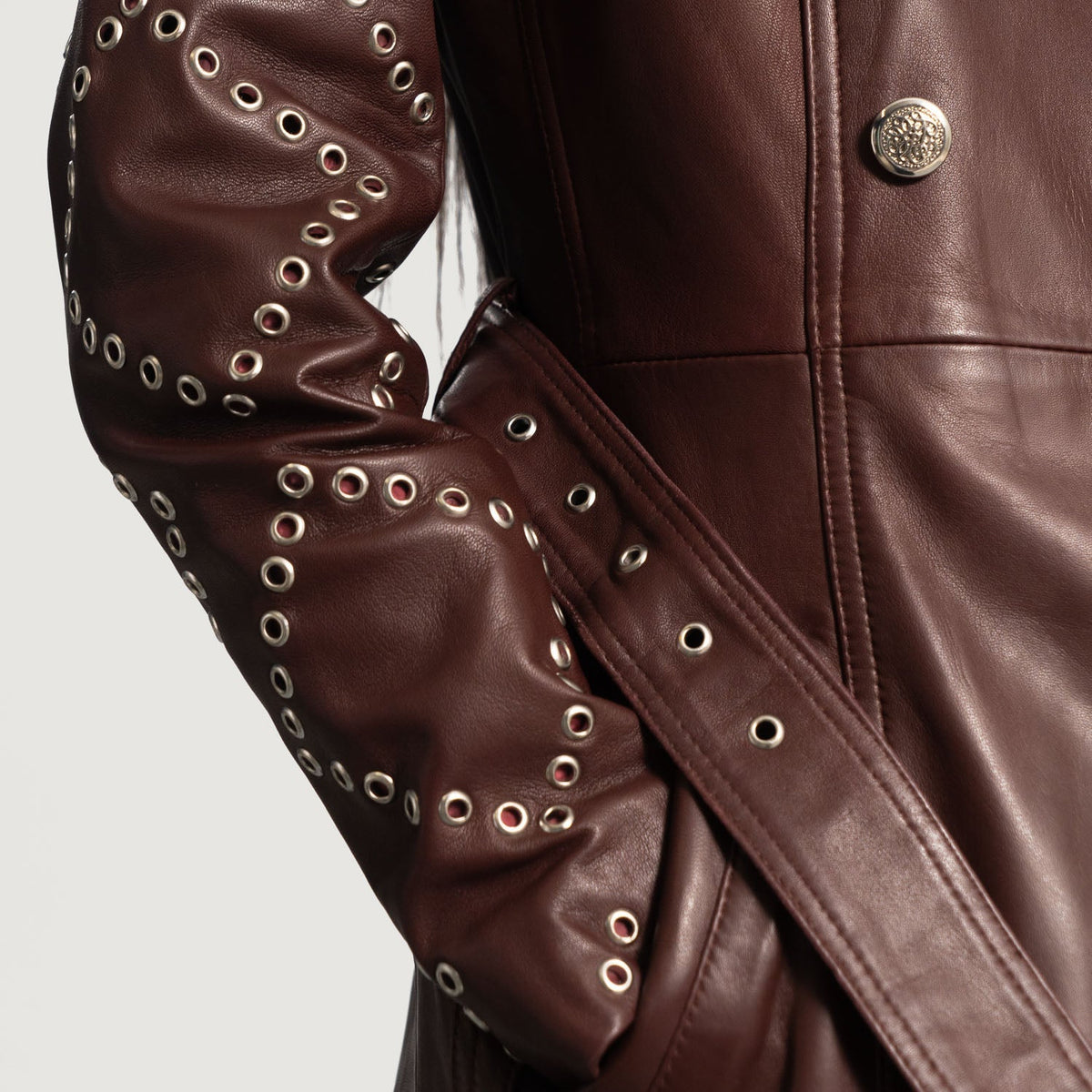 Detailansicht of Notch &amp; Button &amp; Waist belt Hardware on Women's Missoni Kastanienbraun Leder-Trenchcoat für Damen