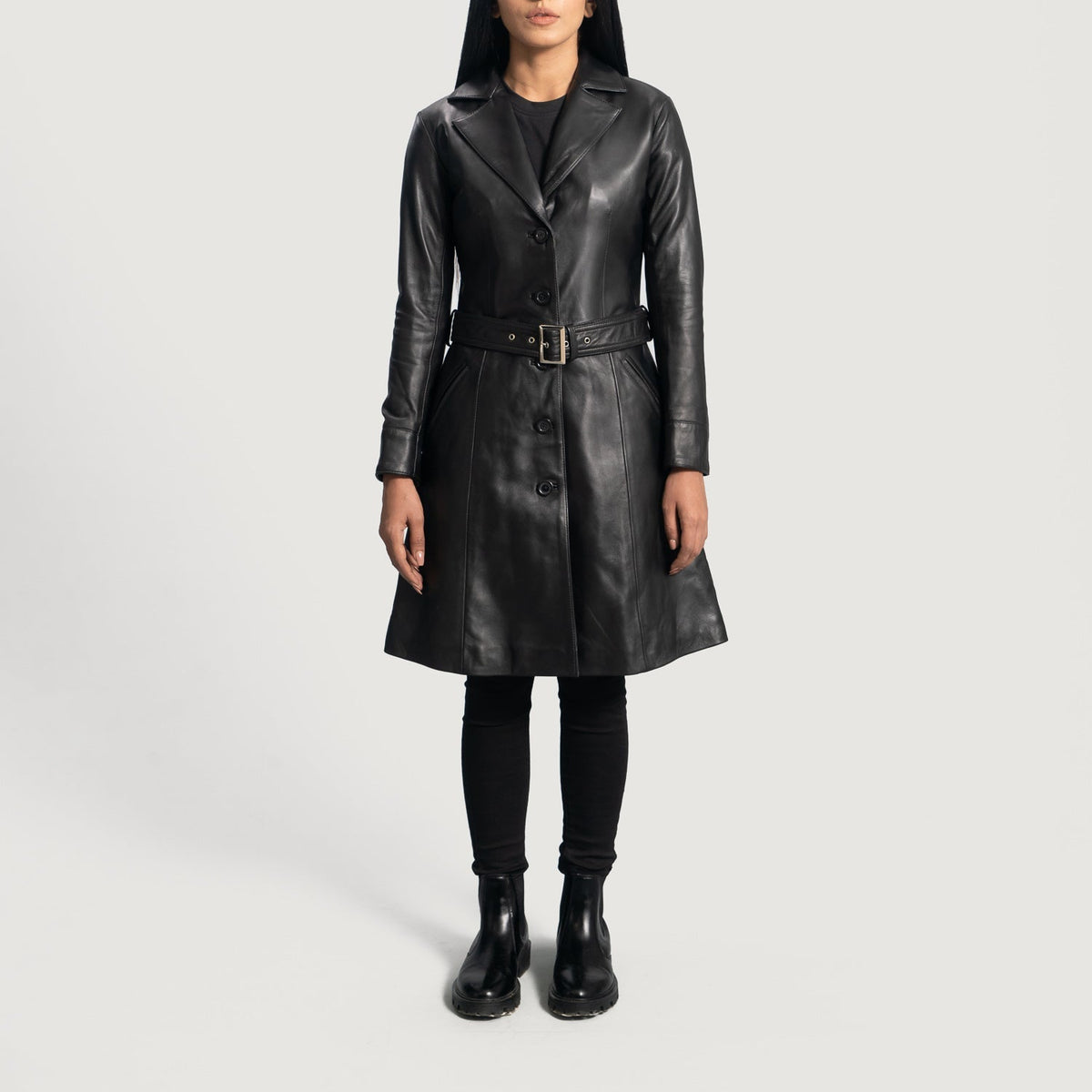Women's Moonlight Schwarz Leder-Trenchcoat für Damen - Seitenansicht mit ergonomischem Ärmelschnitt