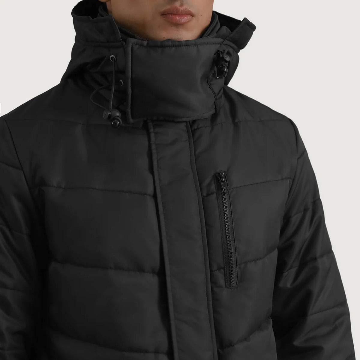 
Innenansicht Showing Quilted Viscose Lining & Zwei funktionale Innentaschen