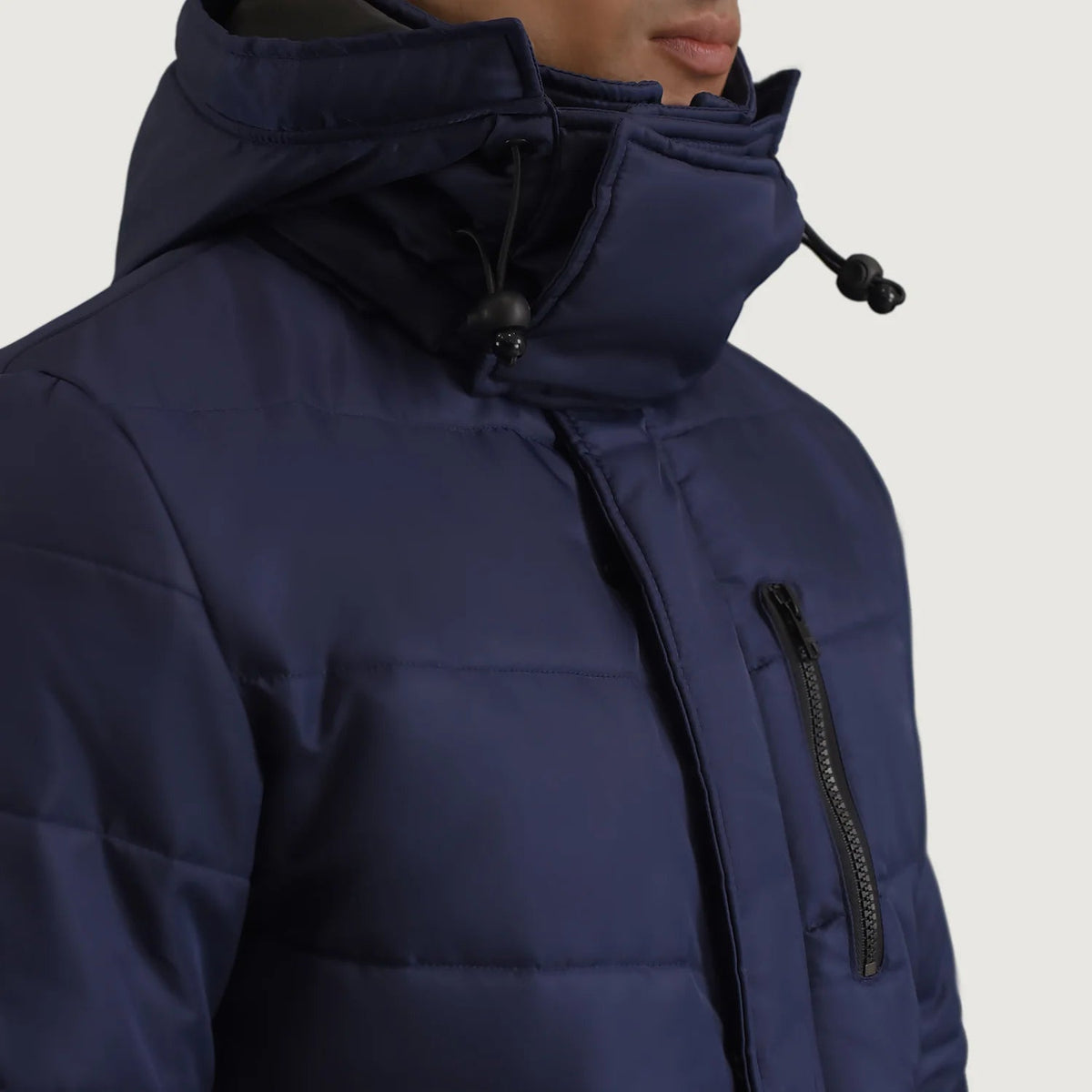 
Innenansicht Showing Quilted Viscose Lining & Zwei funktionale Innentaschen