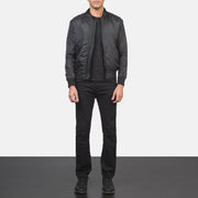 Men's Ramon Schwarz Leder-Bomberjacke für Herren - Seitenansicht mit ergonomischem Ärmelschnitt