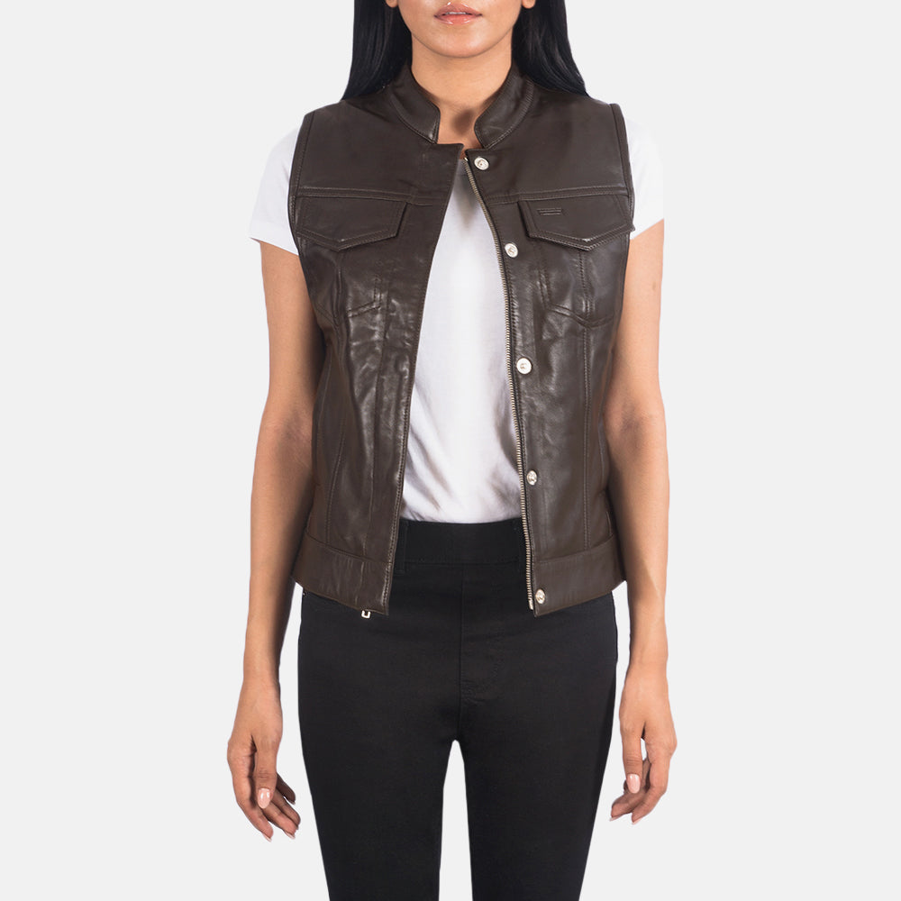 
Rayne Moto Braun Lederweste für Damen in Brown Sheepskin Leather - Vorderansicht & maßgeschneiderte Silhouette | Online Kaufen