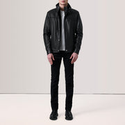 Black Sheepskin Leather Biker Jacket - Rückansicht mit passgenauen Schultern &amp; sauberem Saum