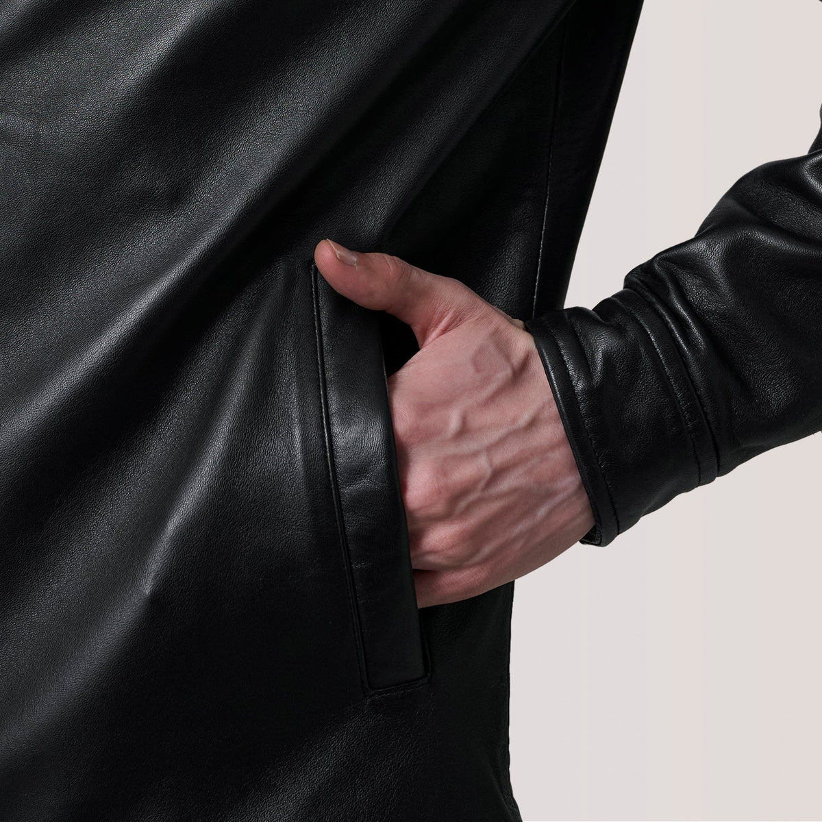 Innenansicht Showing Quilted Polyester Lining &amp; Zwei Innentaschen