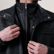 Detailansicht of Shirt &amp; Zipper Hardware on Sean Schwarz Snuffed Classic Lederjacke für Herren For Men