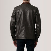 
Detailansicht von Kragen & Reißverschluss an Sean Braun Leather Classic Lederjacke für Herren For Men