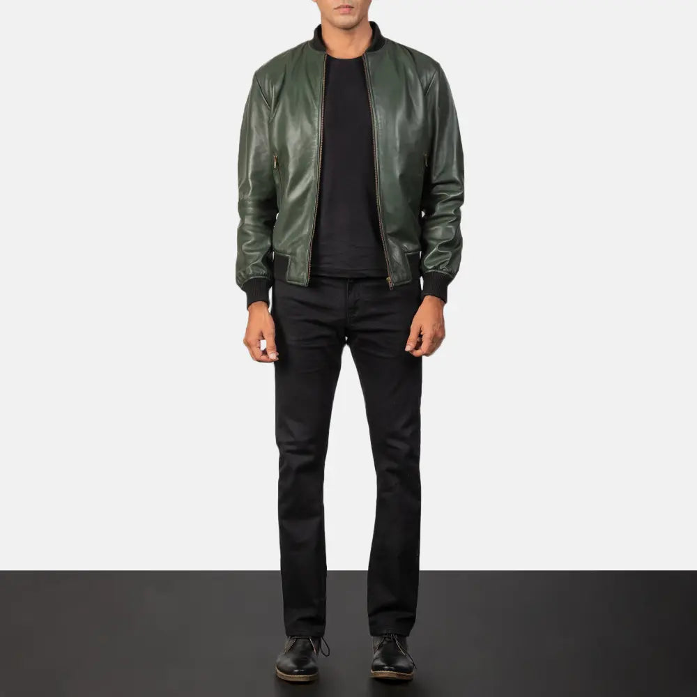 Detailansicht of Rib Knit &amp; Zipper Hardware on Men's Shane Army Green Leather Bomber Jacket