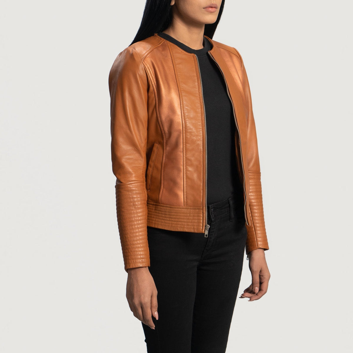 Tan Brown Sheepskin Leather Biker Jacket - Rückansicht mit passgenauen Schultern &amp; sauberem Saum