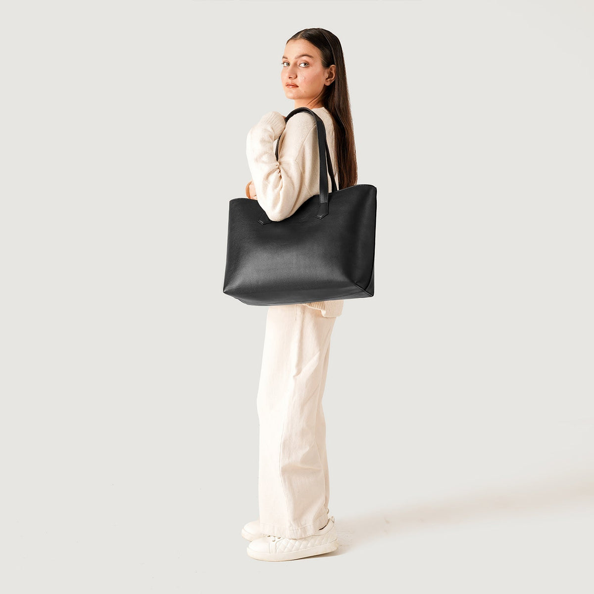 
The Bianca Leder-Shopper – alternate product view 2