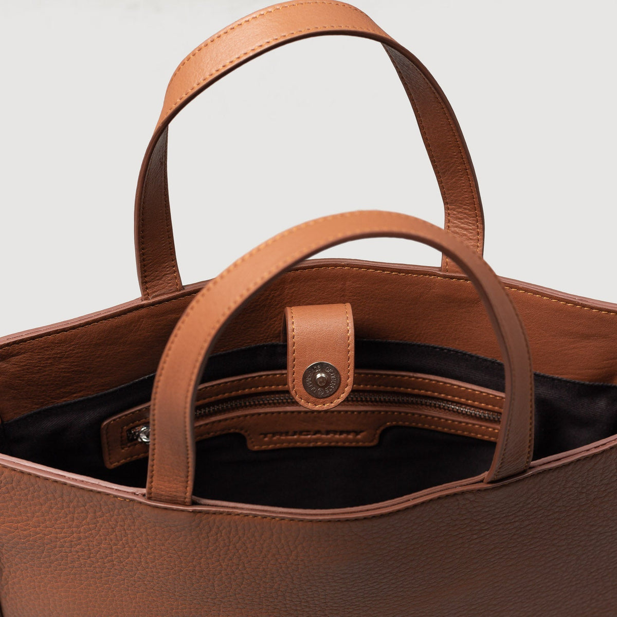 
The Poet Leder-Shopper – alternate product view 8