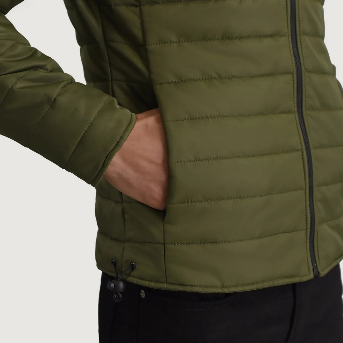 
Innenansicht Showing Quilted Viscose Lining & Zwei funktionale Innentaschen