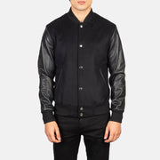 Detailansicht of Varsity &amp; Snap Buttons Hardware on Men's Vaxton Schwarz Hybrid Varsity Lederjacke für Herren