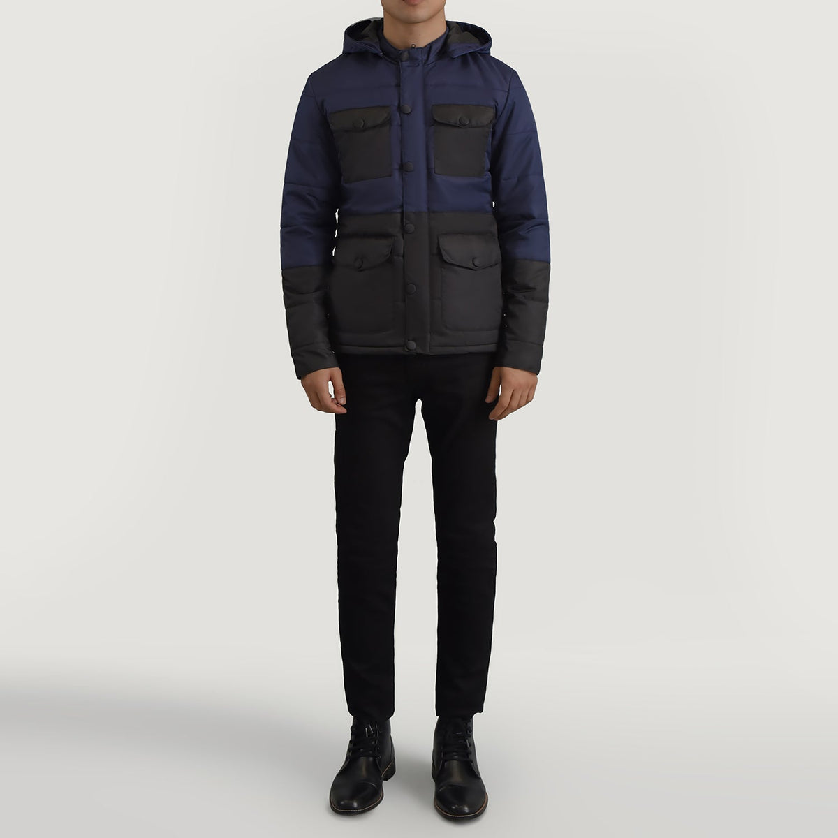
Wayne Schwarz & Blau Hooded Puffer Lederjacke für Herren - Seitenansicht mit ergonomischem Ärmelschnitt & sportlicher Passform