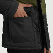 
Innenansicht Showing Quilted Viscose Lining & Zwei funktionale Innentaschen
