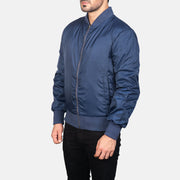 Blue Nylon Bomber Jacket - Rückansicht mit passgenauen Schultern &amp; sauberem Saum