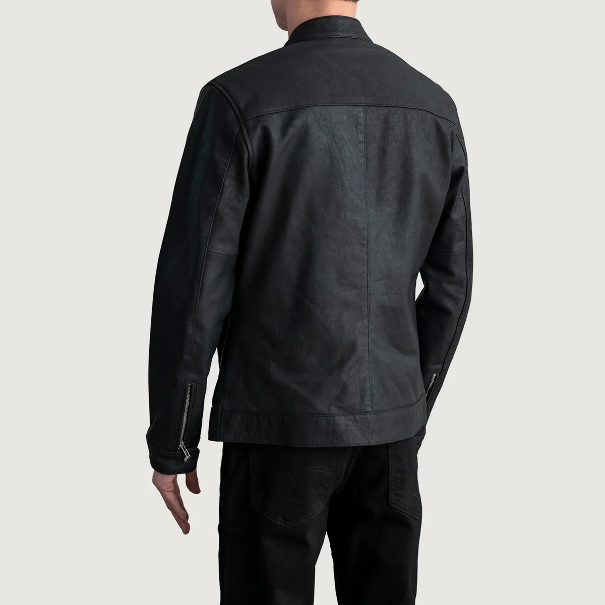 
Innenansicht Showing Quilted Viscose Lining & Zwei funktionale Innentaschen